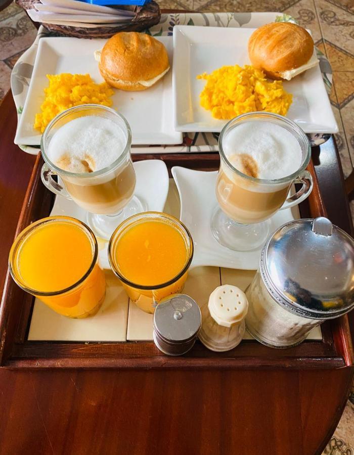 Hotel Margarita Inn Alameda Quito Dış mekan fotoğraf